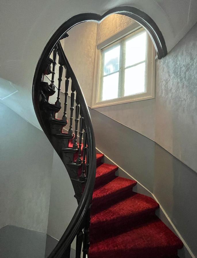 Facade Hotel Amsterdam Dış mekan fotoğraf