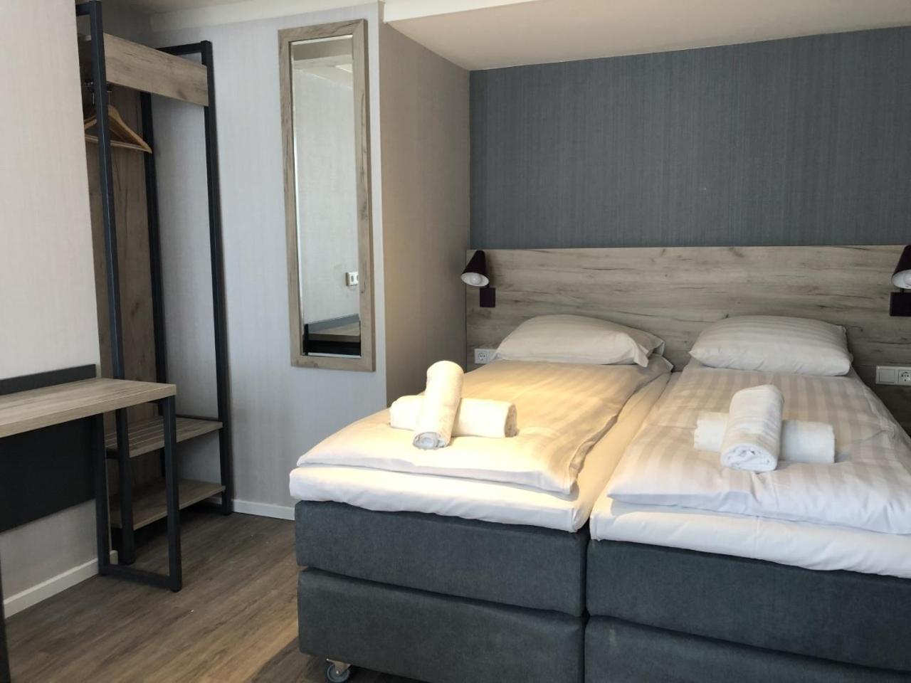 Facade Hotel Amsterdam Dış mekan fotoğraf