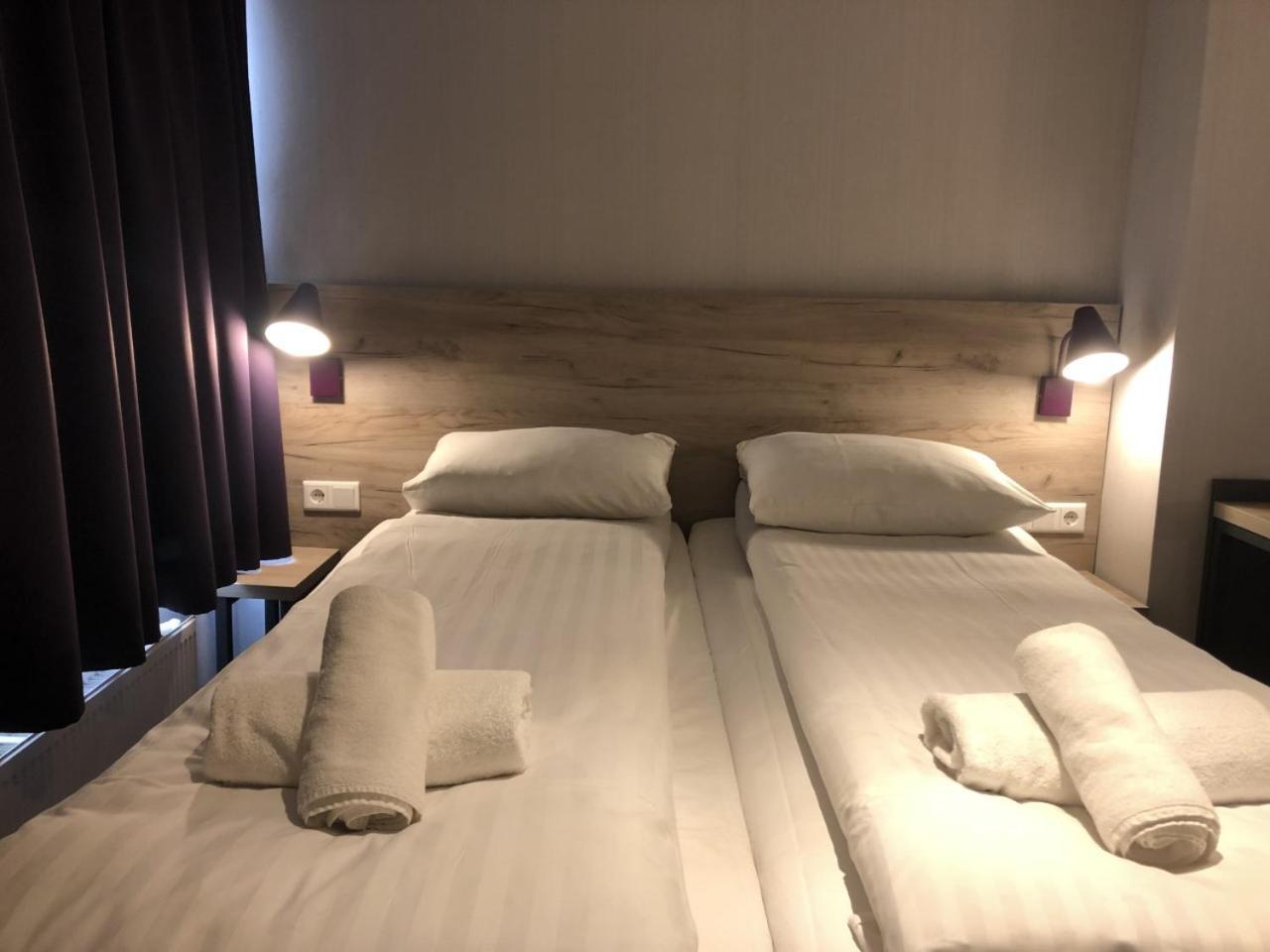 Facade Hotel Amsterdam Dış mekan fotoğraf